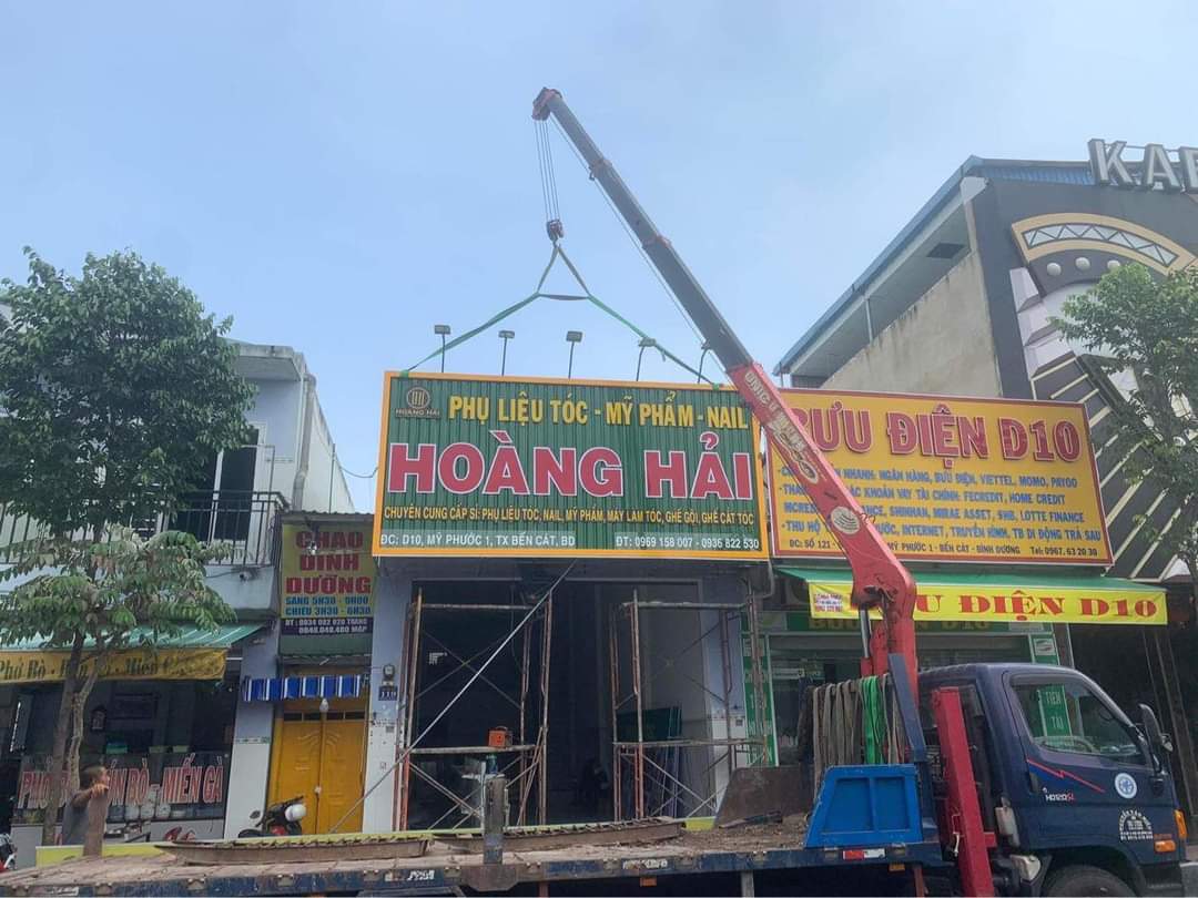 Bảng hiệu Tôn và Mica Chữ Nổi Salon Toc